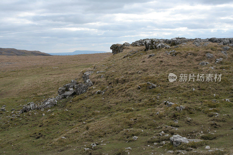 从Ingleborough Pen-Y-Ghent